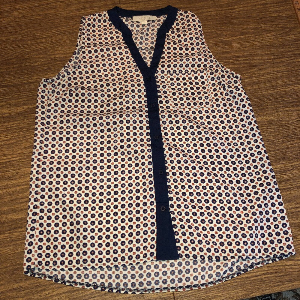 Olive Oak M Sleeveless Blouse Top Button Up